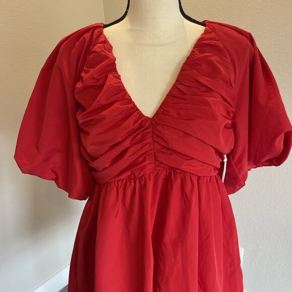 Tuckernuck Hyacinth House Courtney Red Shirred Bodice Mini Dress Sz Medium - Picture 2 of 12